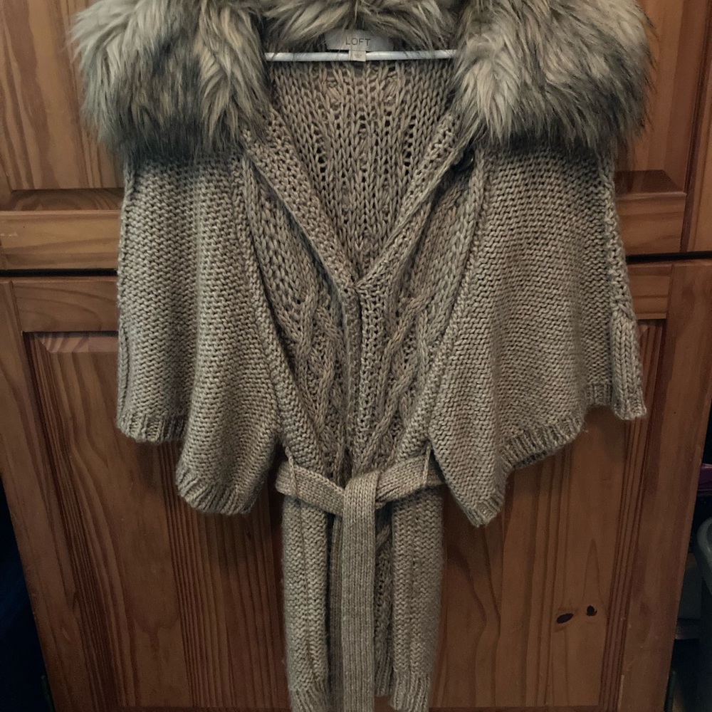 Loft Fur Collar Rich Chunky 3/4 Sleeve Sweater,